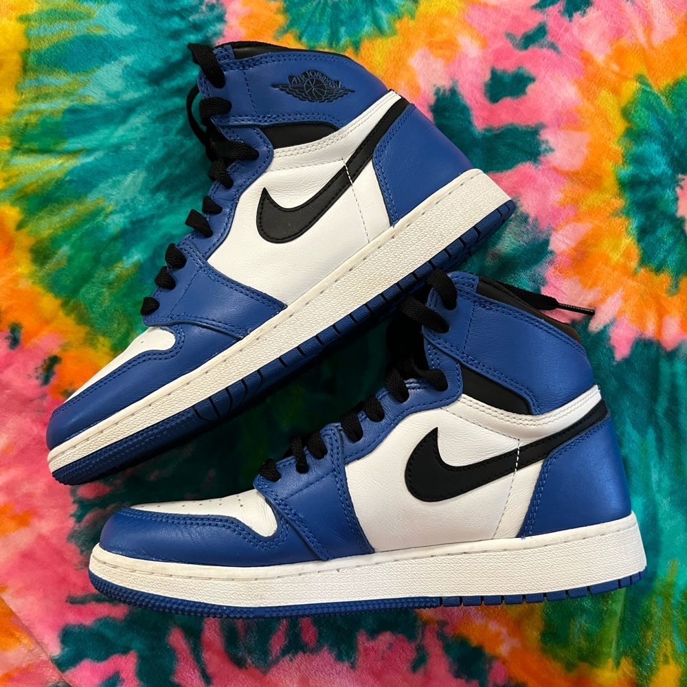 Kids 6y Nike Air Jordan - Blue/Black/White - Excellent Condition (575441-403)